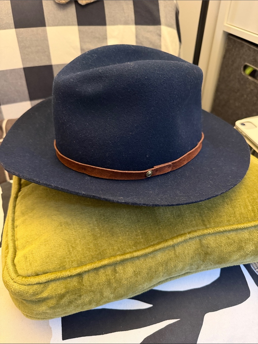 Rag&Bone Classic Navy Wool hat with Brown leather Band